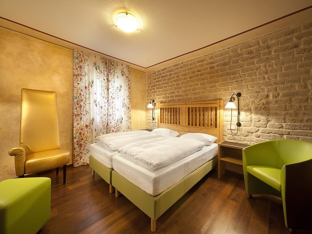 Hotel Am Turm Kaufbeuren Quarto foto